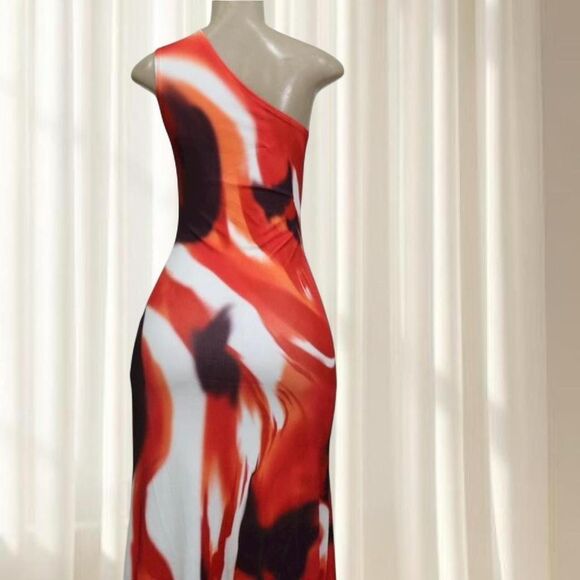 One-Shoulder Print Maxi Dress - Picture 3 of 3